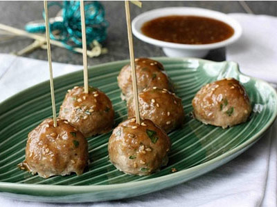 Grilled meatballs in Lang Son