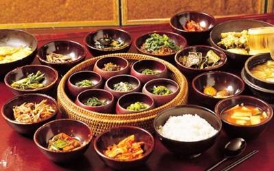 Vietnamese Cuisine and its regional variations