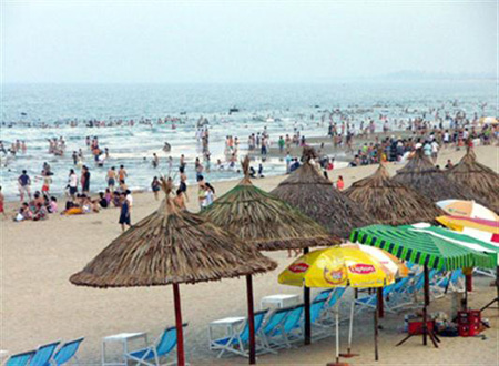 My Khe Beach, a beautiful beach in Da Nang | Vietnam Travel News