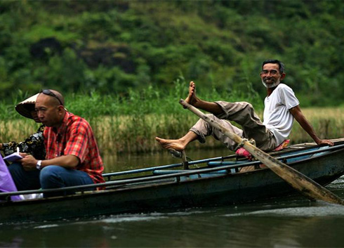 " Hunt " Ducks In Ninh Binh