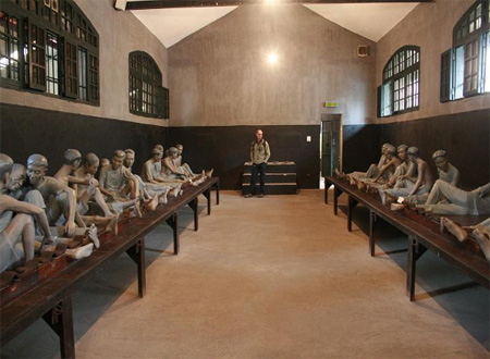 Hoa Lo prison