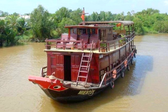 Authentic Mekong Sampan