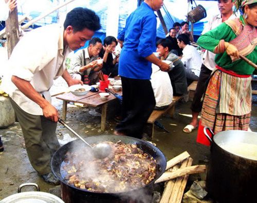 Bac Ha fair 