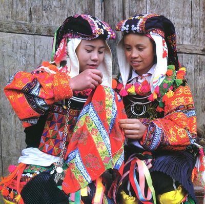Lolo Marriage Vietnam Tours in Hagiang 1