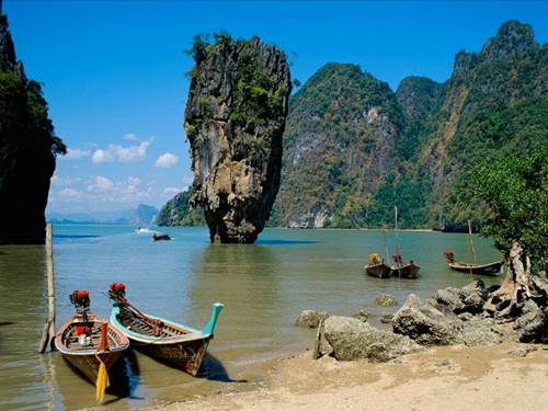 Why Visit Phuket? The Most Beautiful Island in Thailand