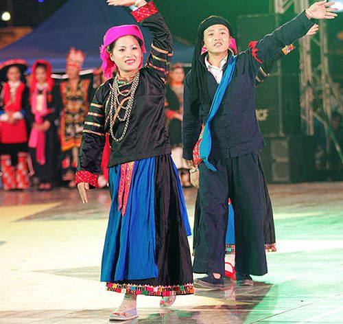 Pu Peo unique customs and cultural values 