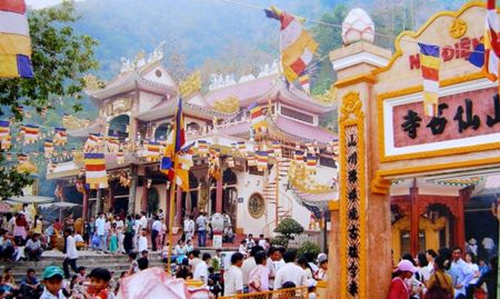 Vietnam traditional Festivals and Event