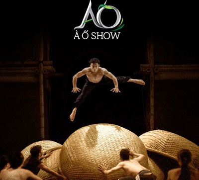 Lune Production Vietnam art shows: My Village, Teh Dar and The Mist