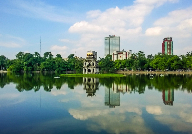 Hoan Kiem Lake in Hanoi Restored-sword Lake, Hanoi (Hoan Kiem Lake)