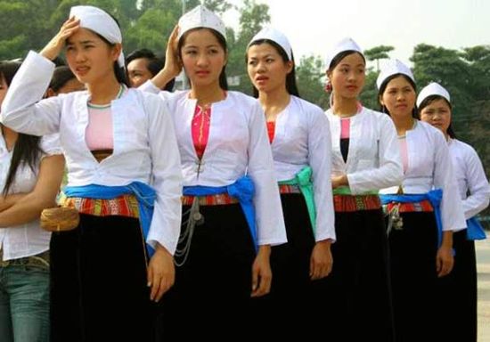 Muong people