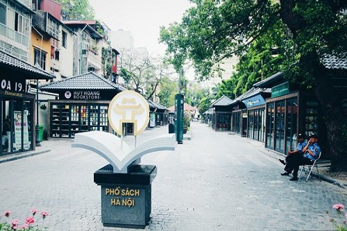 Hanoi's First book street