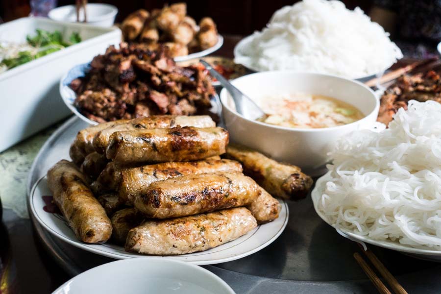 Spring rolls is among best dishes of Vietnam food - Travel Vietnam guide 2026
