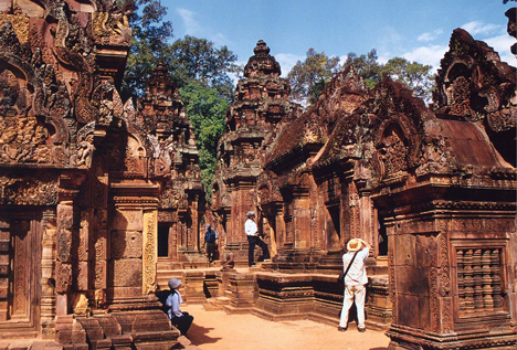 Angkor Wat – Khmer Empire Discovery Tour in 5 Days