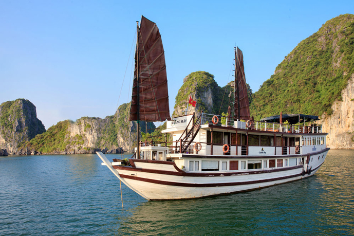 Garden Bay Cruise – 3 Days 2 Nights