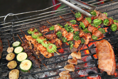 Porc mán grillé aux épices de montagne à Mai Chau