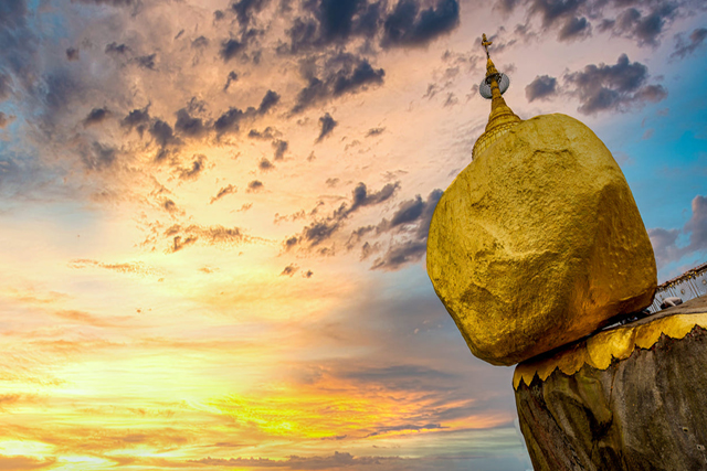 Majestic Kyaiktiyo Pagoda at the sunrise