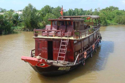 Mien Tay Sampan Cruise – 2 days 1 night