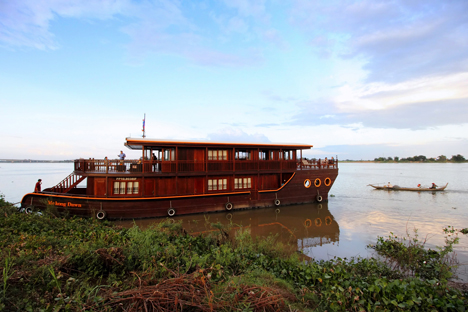 Mekong Dawn Cruise – 3 Days 2 Nights – Option 1: Siem Riep – Phnom Penh