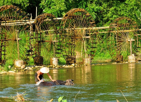 Mai Chau - Pu Luong trekking tour