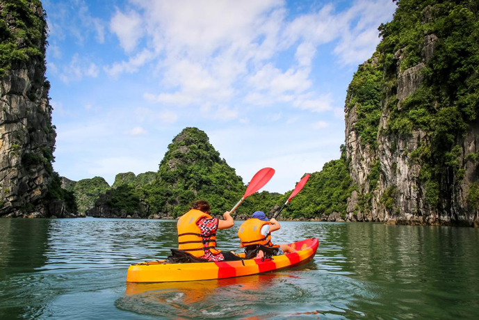 Kayak in Quang Binh